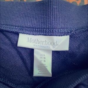 Off the shoulder maternity sweatshirt